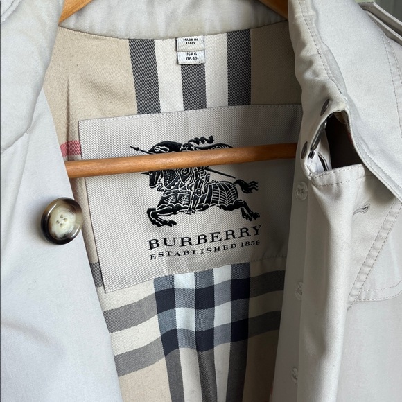 Burberry Chelsea Trench Coat UK8 / US6 - Picture 5 of 16